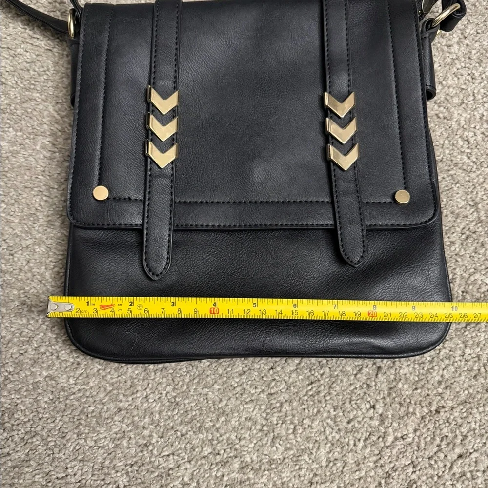 Black Crossbody Bag - Picture 4 of 6